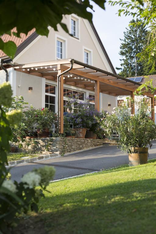 Farm stay Bauernhof Zoller Hartmannsdorf