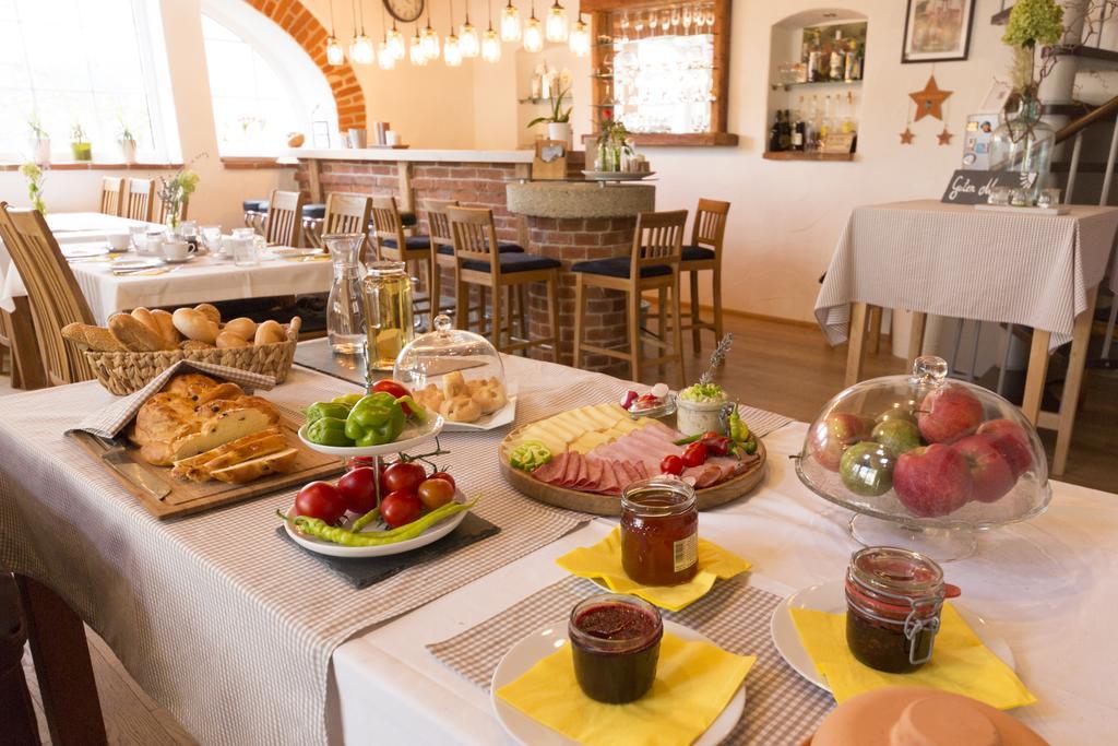 Bauernhof Zoller Farm stay *
